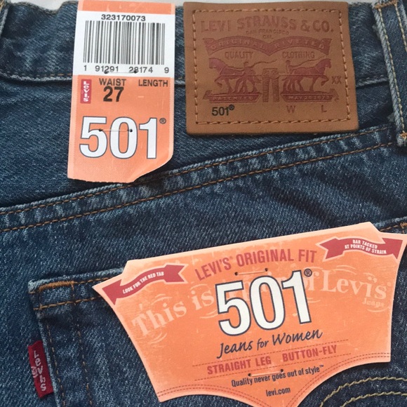 LEVI’S Distressed 501 Shorts - Picture 6 of 7